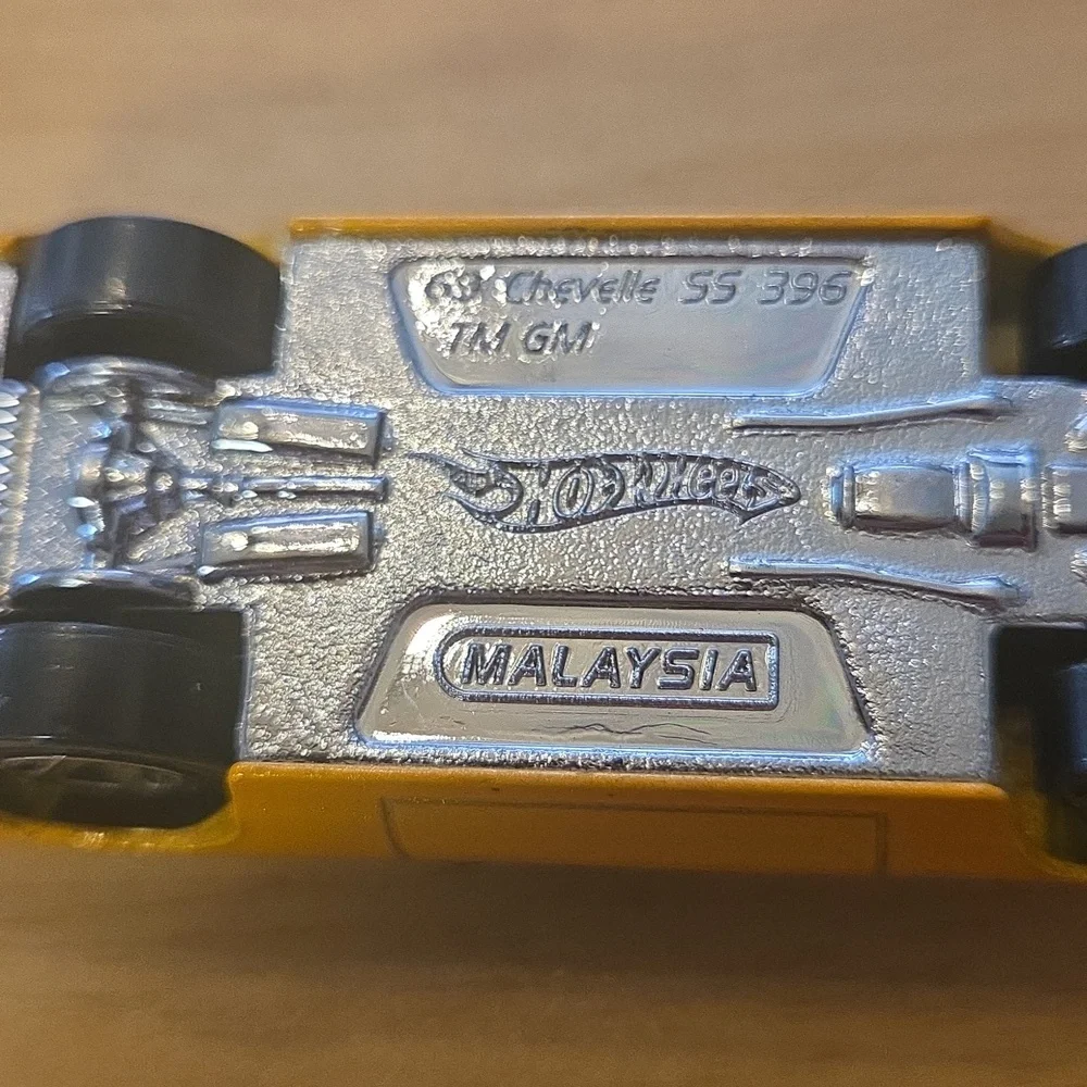 Hot Wheels Die-Cast Car Bundle #1429